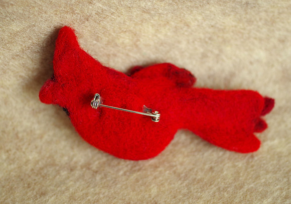 Red Cardinal Bird. Brooch